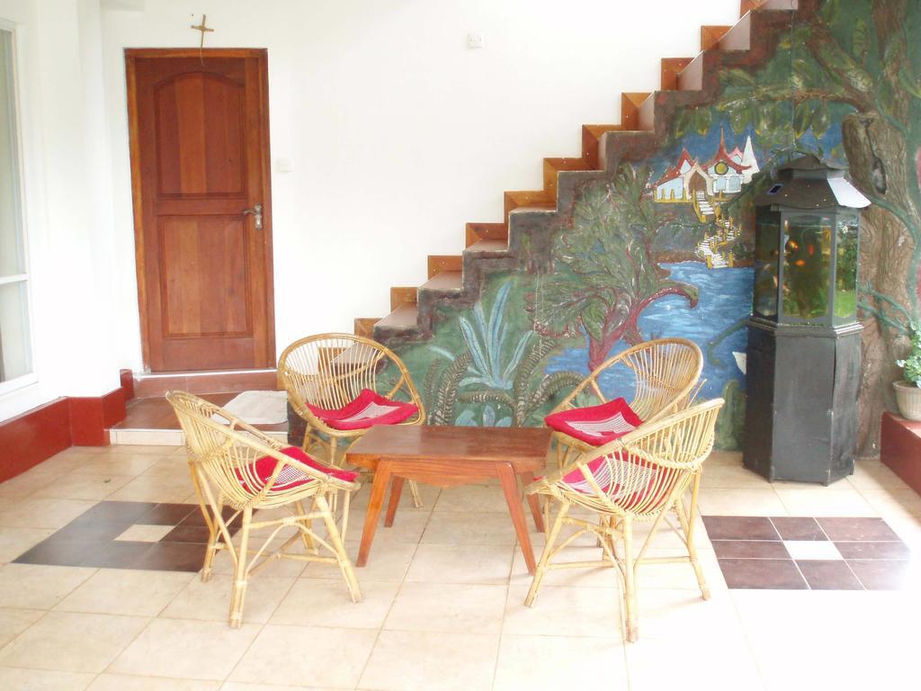 Hill View Bungalow Bed & Breakfast Нувара Елия Екстериор снимка