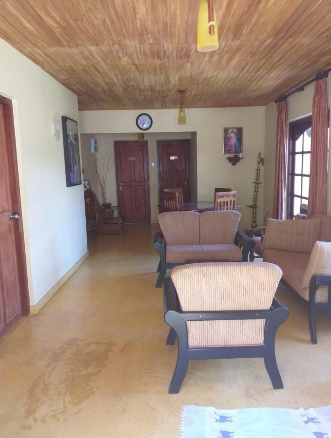Hill View Bungalow Bed & Breakfast Нувара Елия Екстериор снимка